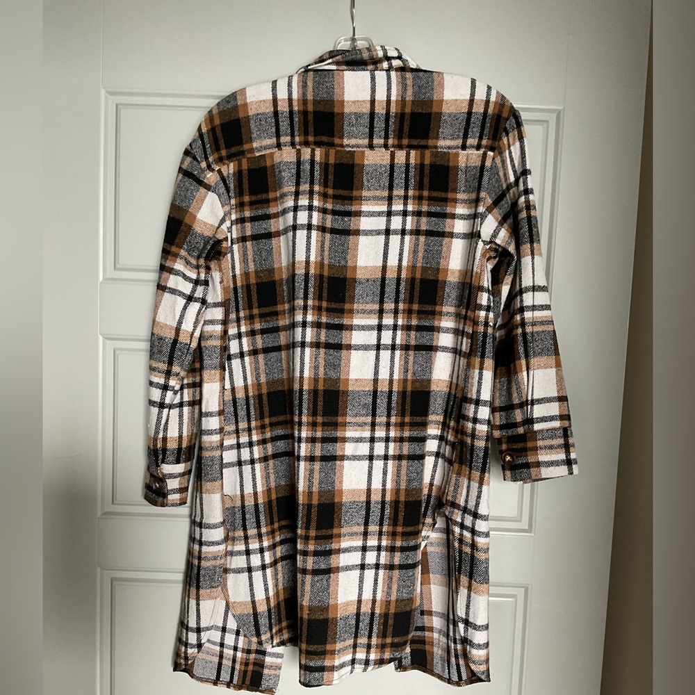 Plaid Shacket - Picture 4 of 5